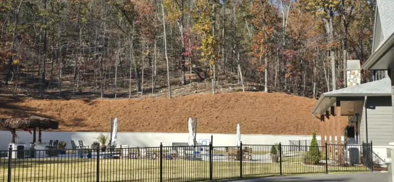 Pine Straw Heroes - Pine Straw & Mulch for Sale Near Me in Birmingham AL_02