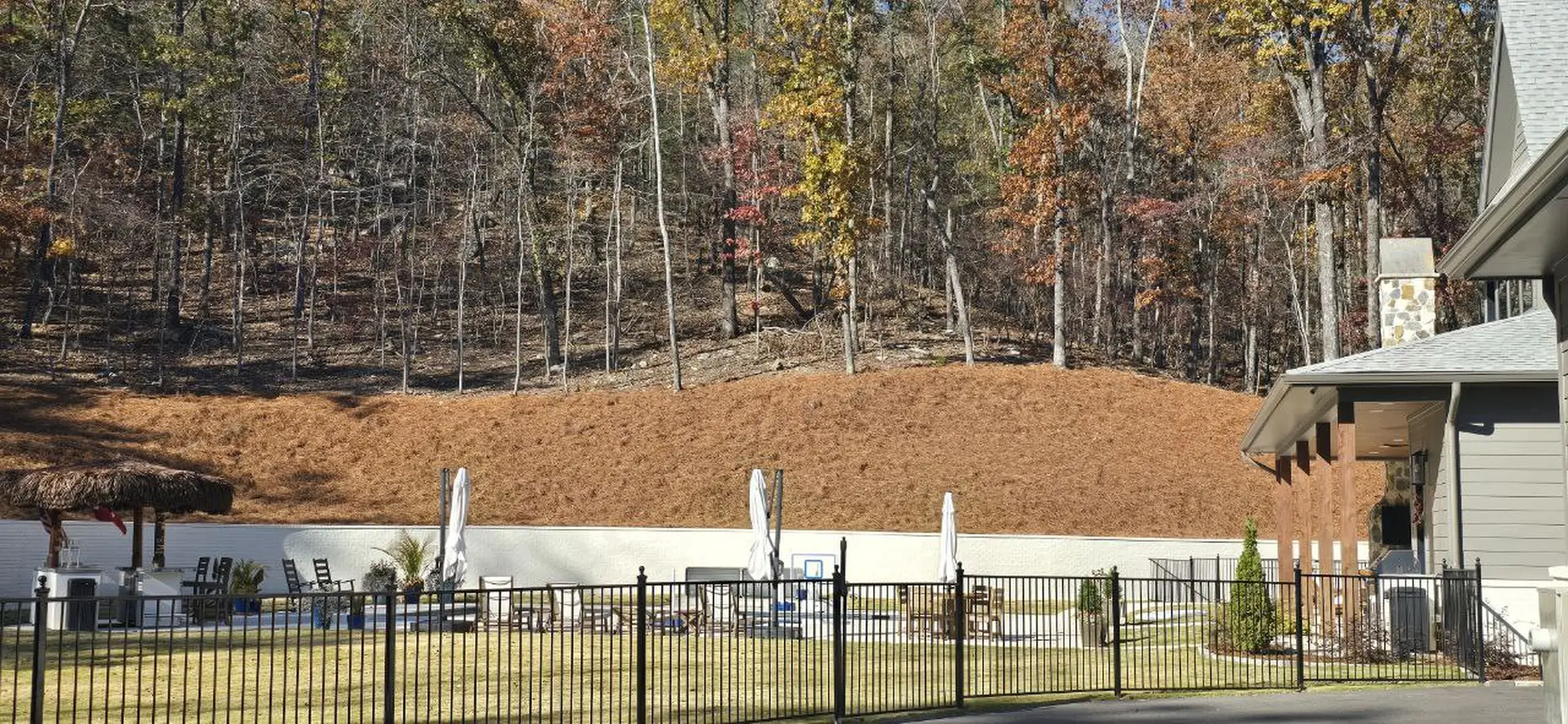 Pine Straw Heroes - Pine Straw & Mulch for Sale Near Me in Birmingham AL_02